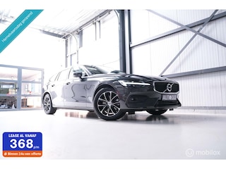 Volvo V60 2.0 B3 Momentum Advantage | Schuifdak | Pine Grey | Trekhaak | Stoel + stuurwiel verwarming | NAP NL auto |