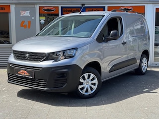 Peugeot Partner 1.2 PureTech Premium Benzine *MARGE* 3-Persoons Airco Cruise 48.000km