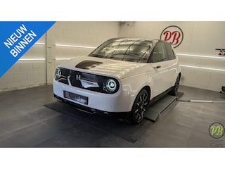 Honda e Advance 17" Nieuwstaat !