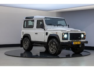 Land Rover Defender 2.2 D SW 90" SE