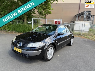 Renault Mégane 2.0-16V T Tech Line LEUKE AUTO ZO WEG PRIJSJE