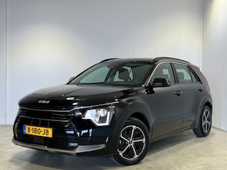 Kia Niro 1.6 GDi Hybrid DynamicLine | Navigatie/Android/Apple Carplay | LM Velgen 16" | Afneembare Trekhaak | PDC Voor en Achter + Achteruitrijcamera | Cruise Control Adaptief |