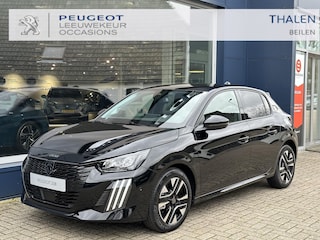 Peugeot 208 1.2 Turbo 100 PK Allure | Bouwjaar 2025 | € 5.750 DEMO Voordeel | Navigatie via Telefoon | Stoelverwarming | 360 Graden Camera | Keyless Entry & Start | LED Verlichting | Climate Control | Dode Hoek Detectie | Voor + Achter Parkeersensoren | 16" Lichtmetalen Velgen |