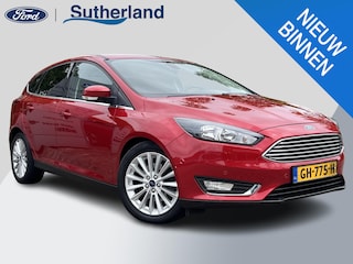 Ford Focus 1.5 Ecoboost Titanium 150pk Automaat | Trekhaak | Navigatie | Voorruit verwarming | 17 inch velg | Climate control