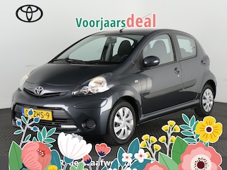 Toyota Aygo 1.0 VVT-i Aspiration | SLECHTS 69.000 km! | Airco | Bluetooth | Elektrische ramen |