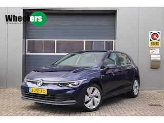 Volkswagen Golf 1.5 eTSI Style Automaat