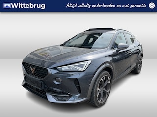 Cupra Formentor 1.4 e-Hybrid VZ Performance Black Edition / AUTOMAAT/ 245 PK/ PANO/ LEER/ STUUR+STOEL VERWARM./ PARK. SENSOREN V+A/ CAMERA/ APP-CONNECT/ MEMORY SEAT/ ELEK. KLEP/ KEYLESS/ DRIVE SELECT/ NAVI/ ACC/ DAB/ LED/ CLIMA/ ISOFIX/ DIGITAL DASH