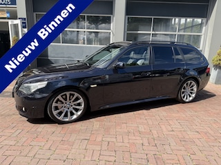BMW 5-serie Touring 530i M-sport Km 145.000 Bj 2006 youngtimer 259PK Panodak,Leer,Pdc,Navi