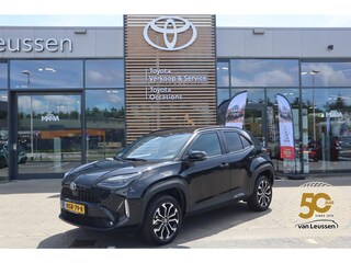 Toyota Yaris Cross 1.5 HYBRID STYLE APPLE/ANDROID PANODAK EL-ACHTERKLEP KEYLESS NAVI STUUR/STOEL VERWARM. HEAD-UP