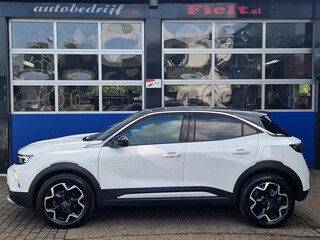 Opel Mokka 1.2 Turbo Ultimate / Automaat / Adaptive cruise control / Blind spot / Camera / Apple carplay