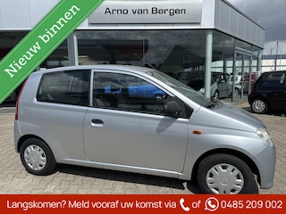 Daihatsu Cuore 1.0-12V 100th Anniversary
