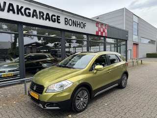 Suzuki S-Cross SX4 1.6 Exclusive PANO-TREKHAAK-CLIMA-