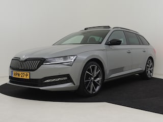 Skoda Superb Combi 1.4 TSI 218pk iV Sportline Business | 100% Dealeronderhouden | Panorama-dak | Adaptive cruise control | Matrix LED koplampen | Stuur+stoelverwarming | Navigatie | 19"LMV
