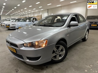 Mitsubishi Lancer Sports Sedan 1.8 Invite / LPG G3 / RIJDT SCHAKELT GOED / DEALER ONDERHOUDEN