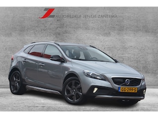 Volvo V40 2.0 D2 Summum | Panoramadak | Camera | BLIS | Stoelverwarming | NL auto!! |