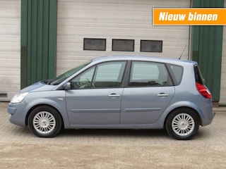 Renault Scénic 2.0-16V DYNAMIQUE