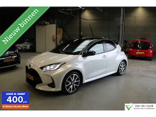 Toyota Yaris 1.5 Hybrid Executive | Panoramadak | JBL Sound | Trekhaak | Head Up | 17 Inch | Stuurverwarming.