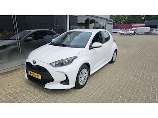 Toyota Yaris 1.5 Hybride active NLauto | Navi | All-in | Dealeronderhouden
