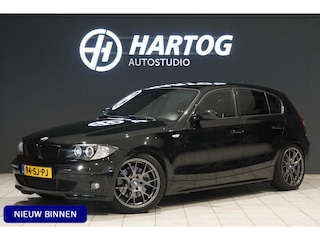 BMW 130i 265PK + KW SCHROEFSET / SPORTSTOELEN / 18'' LMV