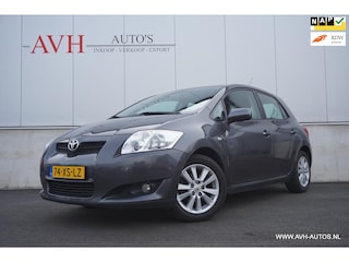 Toyota Auris 1.6-16V Luna Business