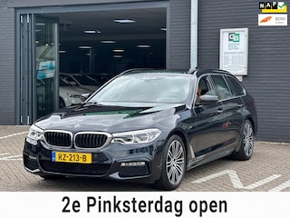 BMW 5-serie Touring 520i High Executive/M-PAKKET/2E EIG/PANO-DAK/CARPLAAY/NL-AUTO NAP!!