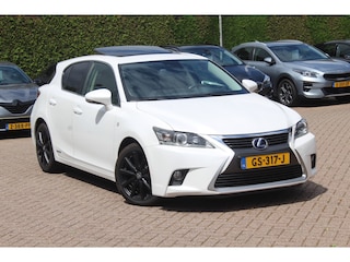 Lexus CT 200h 25th Edition / Camera / Schuifdak / Alcantara / Navigatie / 15'' / Getint glas / Stoelverwarming / Cruise Control