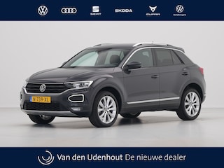 Volkswagen T-Roc 1.5 TSI 150pk DSG Sport Camera Navigatie Acc Carplay