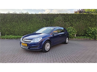 Opel Astra 1.4 Essentia