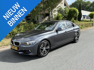 BMW 320i High Executive 184PK Automaat•Leder•Navi