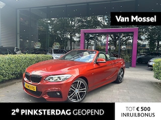 BMW 2-serie Cabrio 220i High Executive | WORDT VERWACHT | ACHTERUITRIJCAMERA | STOELVERWARMING | LEDEREN STOELEN | CLIMATE CONTROL | CRUISE CONTROL | LED VERLICHTING |