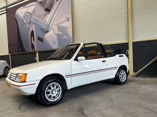 Peugeot 205 1.1i CJ Cabrio|NAP| APK 2027||VOITURE JOLIE