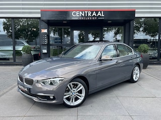 BMW 320i Luxury Individual 184PK|Schuifdak|Camera|ACC|Leder|Keyless|Navi|NL-Auto