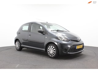 Toyota Aygo 1.0 VVT-i Comfort | Airco | Elektrische ramen | APK 02-2026 | Centrale vergrendeling
