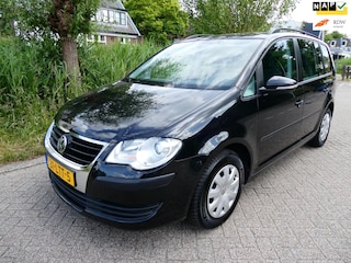 Volkswagen Touran 1.4 TSI 140pk Airco Cruise Trekhaak 1500kg. Historie