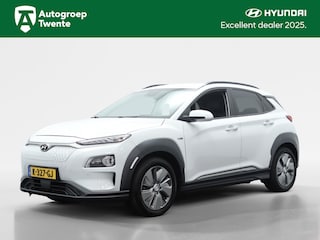 Hyundai Kona EV Premium 64 kWh | Trekhaak | Navigatie | Leder | Head-up displ