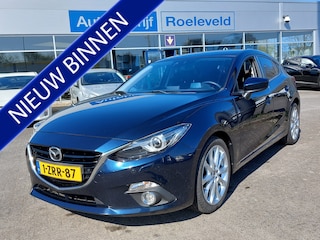Mazda 3 2.0 SkyActiv-G 120pk GT-M | 1ste Eigenaar | BOSE Sound | Navi | Bi-Xenon | Clima | Cruise | Leder+Verwarmd+Elek.Verstel | Keyless Entry | Pdc V+A+Camera | Dodehoek+Rijstrooksensor | 18''lm