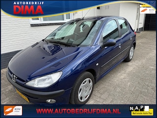 Peugeot 206 1.4 Gentry/ Airco/ 5 Drs