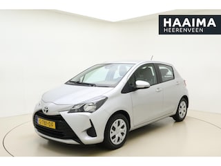 Toyota Yaris 1.0 VVT-i Comfort | Airco | Weinig kilometers | Regensensor | Bluetooth | Metaallak | 5 Deuren | Rijstrooksensor