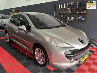 Peugeot 207 1.6-16V XS Pack, 5 deuren, climat control, lichtmetaal, lage km stand, nap, nieuwe apk, inruil mogelijk.