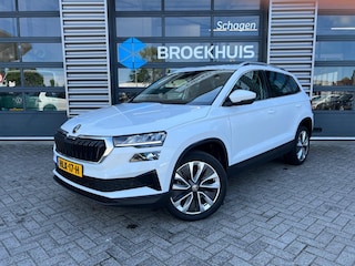 Skoda Karoq 1.5 TSI 150 pk ACT Business Edition 7-DSG | Panoramadak | Achteruitrijcamera | Apple carplay |