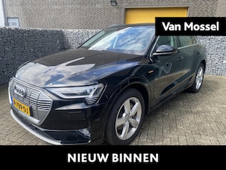 Audi e-Tron 50 quattro Launch edition plus 71 kWh 313 PK | Automaat | Panoramadak | Stoelverwarming | Navigatie | Luchtvering | Parkeersensoren | Climate Control | Audi Virtual Cockpit | Adaptive Cruise Control | LED |