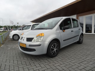 Renault Modus 1.6-16V Tech Road Automaat