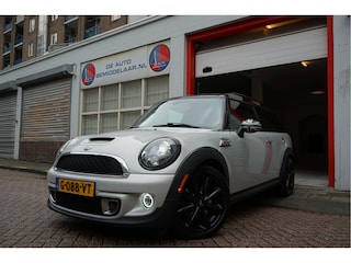 Mini Clubman 1.6 Cooper S Chili | MANIAKAAL ONDERHOUDEN | BOMVOL | Panoramadak | Bi-XENON | SFEERVERLICHTING | 17inch | UNION JACK TAILLIGHTS | Revisie+distributieketting+koppakking+waterpomp+oliepomp