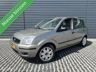 Ford Fusion 1.4-16V Luxury | Airco | Carkit | Hoge instap