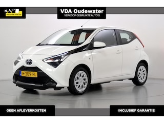 Toyota Aygo 1.0 VVT-i X-play Navi CAM