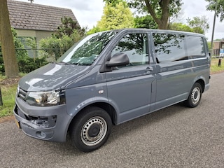 Volkswagen Transporter 2.0 TDI 141 pk L1H2 Automaat Airco Rolstoel aan gepast.