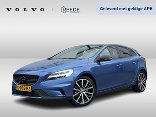 Volvo V40 1.5 T3 Automaat Polar+ Sport Standkachel | Panoramadak | Keyless Entry | Premium Sound