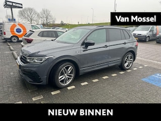 Volkswagen Tiguan 1.5 TSI R-Line 150 PK DSG | WORDT VERWACHT | Automaat | Apple Carplay | Panoramadak | Stoelverwarming | Zwenkbare Trekhaak | Digital Cockpit | Stuurwielverwarming | Achteruitrijcamera |