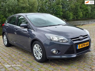 Ford Focus 1.0 EcoBoost Edition Plus start stop 2e eigenaar dealer onderhouden airco cruis parkeer sensor trekhaak