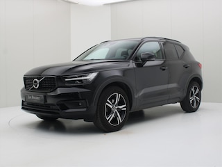 Volvo XC40 T3 1.5 163PK Geartronic R-Design [ PANO+CAMERA+CARPLAY+STOELVERWARMING+CLIMATE+PDC ]